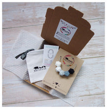 Load image into Gallery viewer, Starry Night Silicone Teething Necklace &amp; Breastfeeding Necklace - Mama Bear and Cubs ltd
