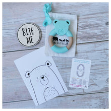 Load image into Gallery viewer, Bear Teether - Mama Bear and Cubs ltd
